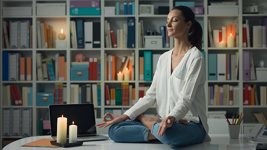 candle meditation photo