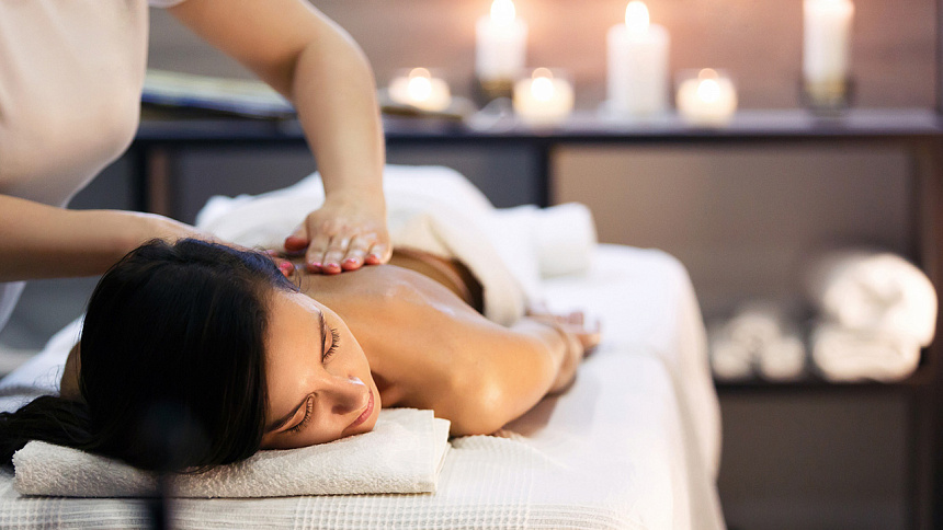 Massage with oils photo