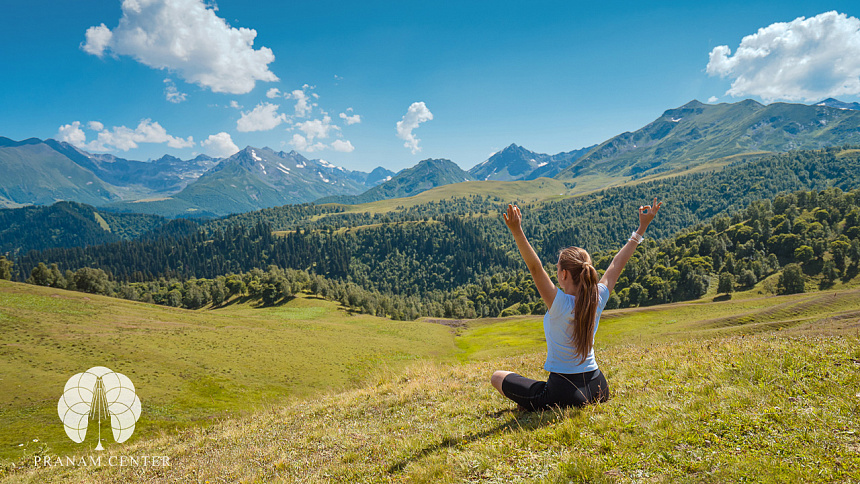 asanas in the mountains photo