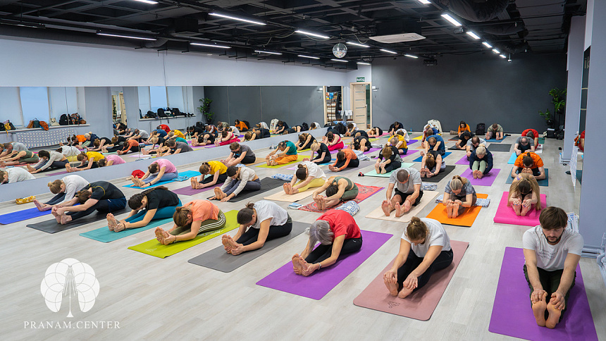 Asanas in yoga photo